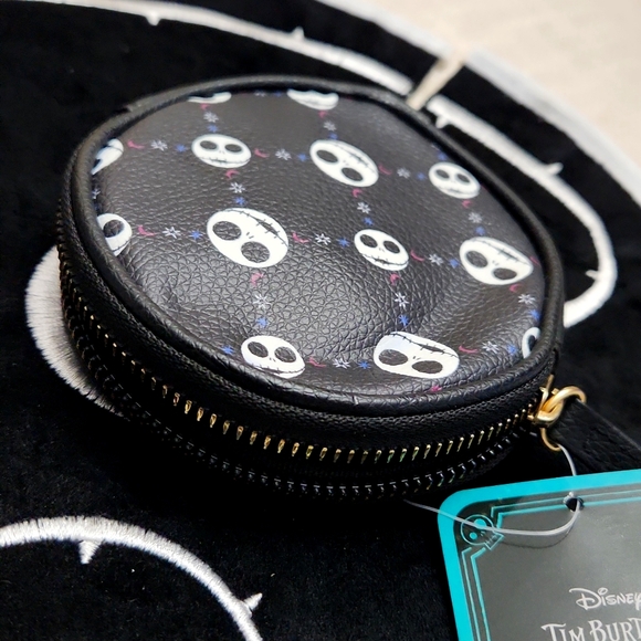 Nightmare Before Christmas Coin Purse - Picture 2 of 3